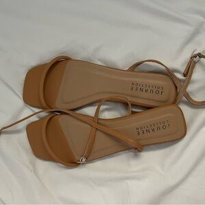 Journee Collection Women's Brown Strappy Sandals